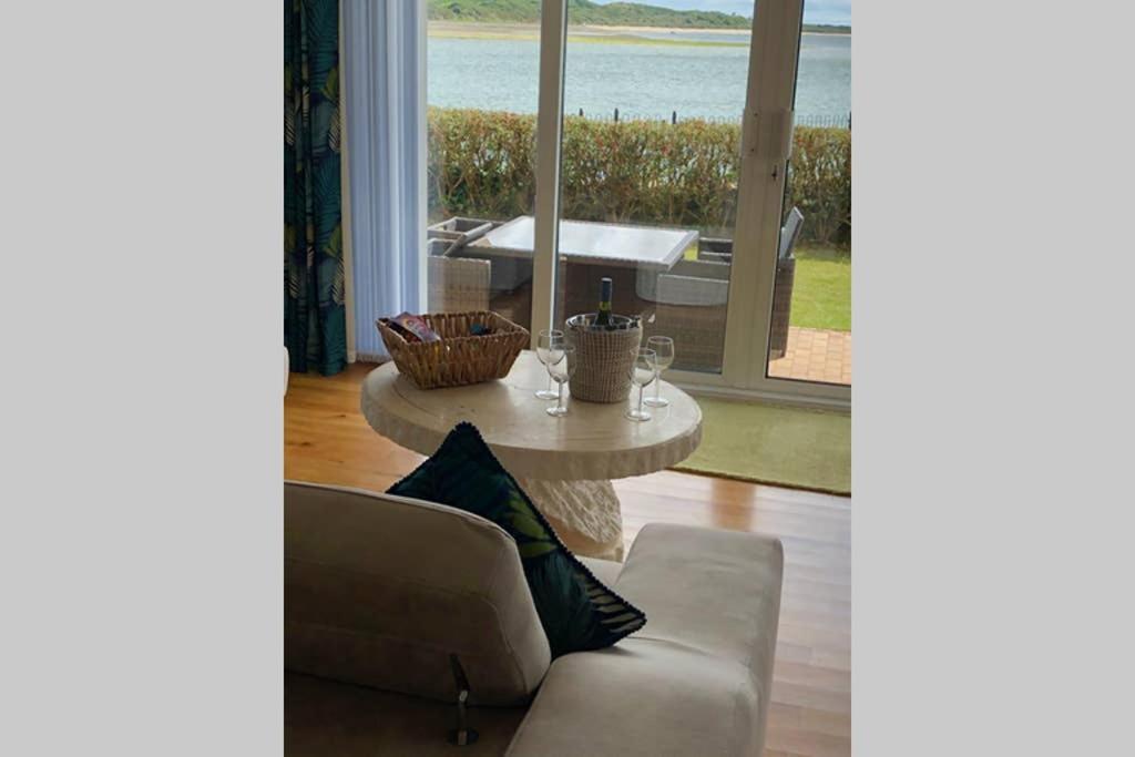 Oyster Bay Holiday Apartment Dundrum Екстер'єр фото