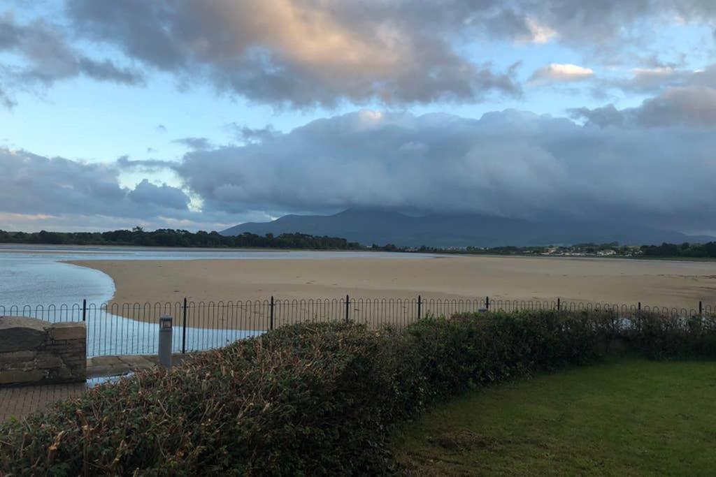 Oyster Bay Holiday Apartment Dundrum Екстер'єр фото